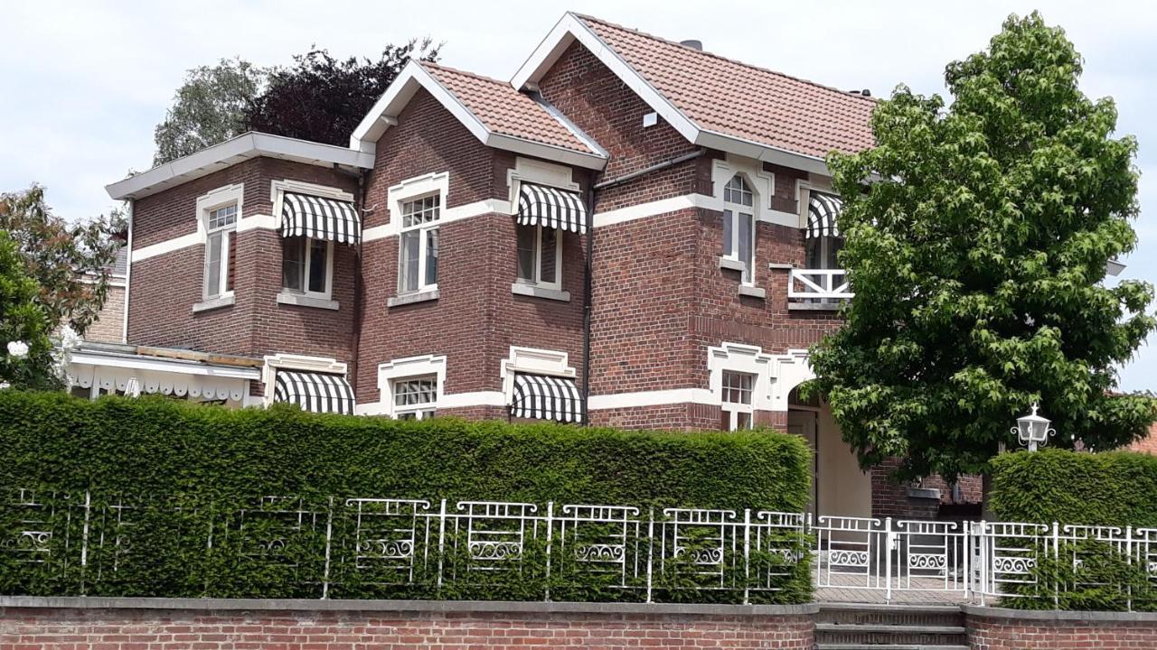 Vakantiewoning VillaEnzo Zussen Buitenkant foto