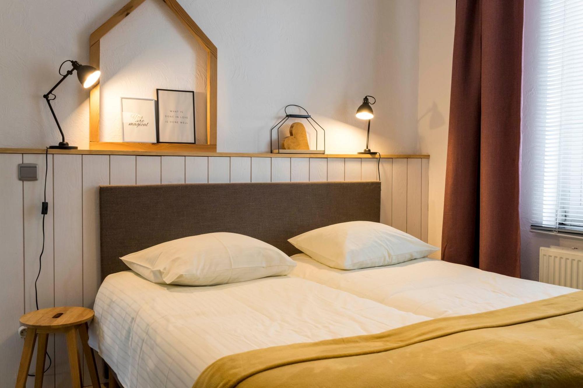 Vakantiewoning VillaEnzo Zussen Buitenkant foto